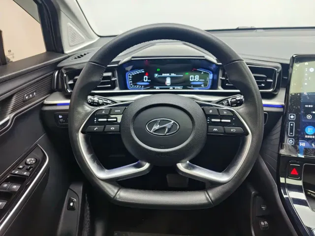 Hyundai Custo — Фото автомобиля 14