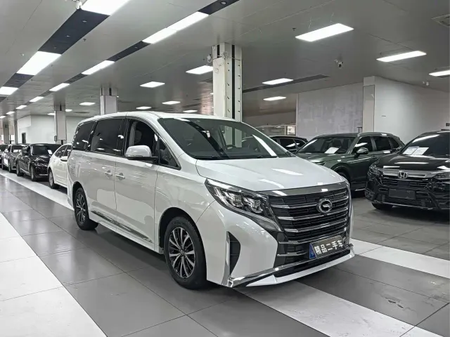 GAC Trumpchi M8 — Фото автомобиля 2