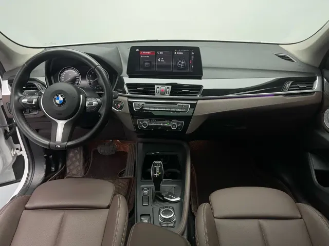BMW BMW X1 2021 sDrive25Li Leading — Фото автомобиля 10