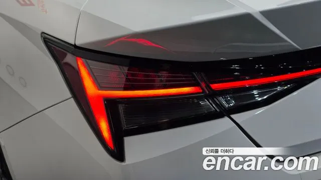 Hyundai Avante — Фото автомобиля 8