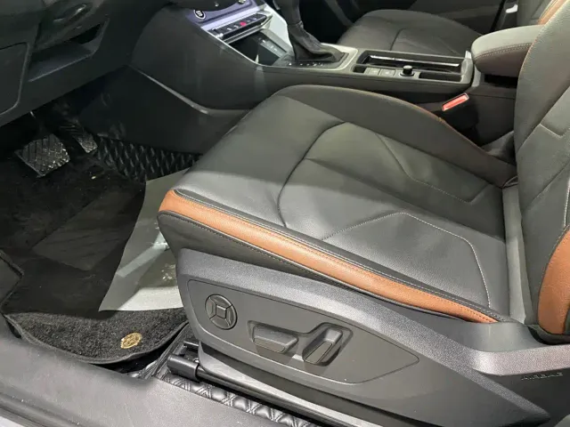 Audi Q3 — Фото автомобиля 19