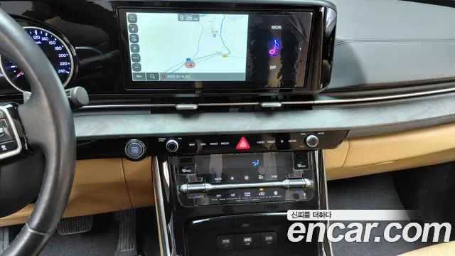 Kia Carnival Generation 4 — Фото автомобиля 19
