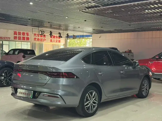 BYD Qin PLUS — Фото автомобиля 3