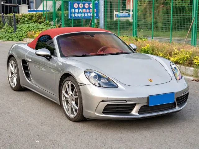 Porsche 718 — Фото автомобиля 3