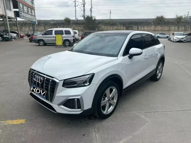 Фотография автомобиля — Audi Q2L