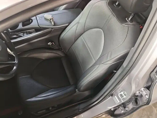 Toyota Avalon — Фото автомобиля 14