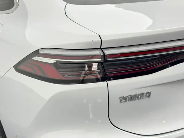 Geely Galaxy A7 — Фото автомобиля 19
