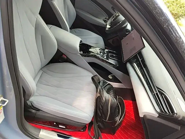 BYD Seal — Фото автомобиля 24