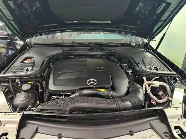 Mercedes-Benz E-Class — Фото автомобиля 14