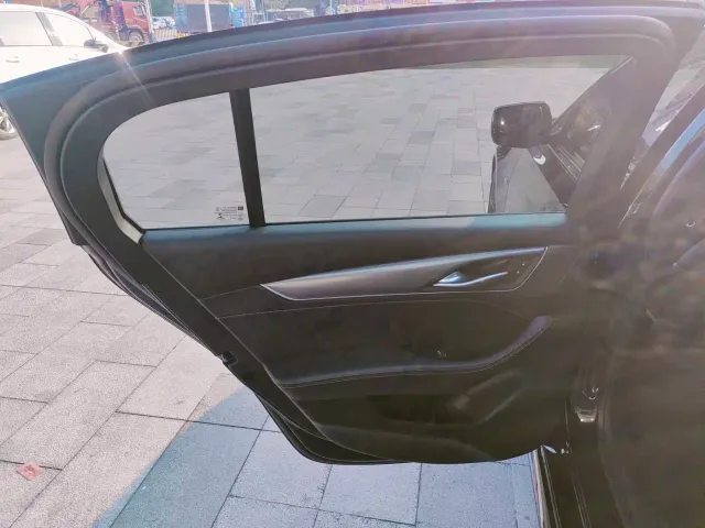 Cadillac CT5 — Фото автомобиля 24
