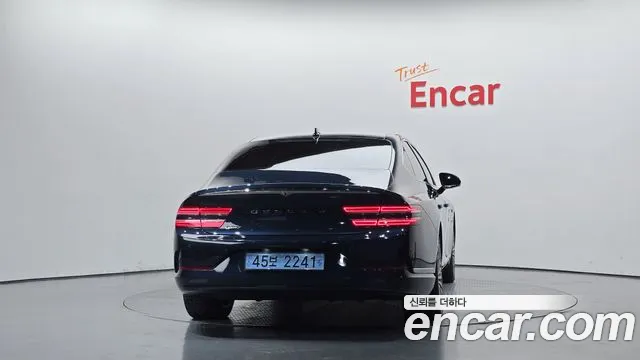 Genesis G80 RG3 — Фото автомобиля 4