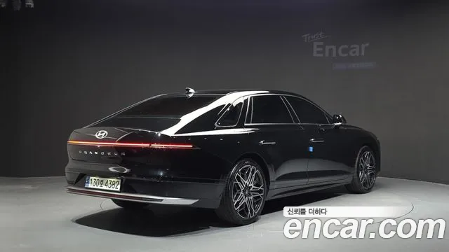 Hyundai Grandeur GN7 — Фото автомобиля 2