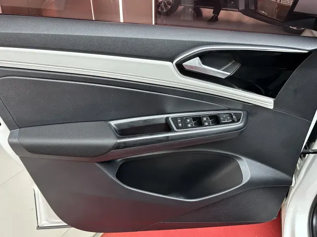 Jetta VS5 — Фото автомобиля 11