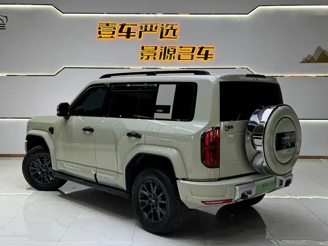 BYD FangChengBao Leopard 5 — Фото автомобиля 7