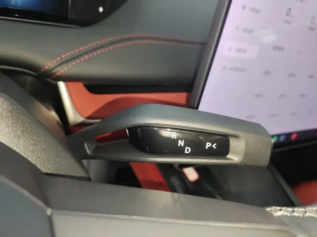 Xiaomi SU7 — Фото автомобиля 13