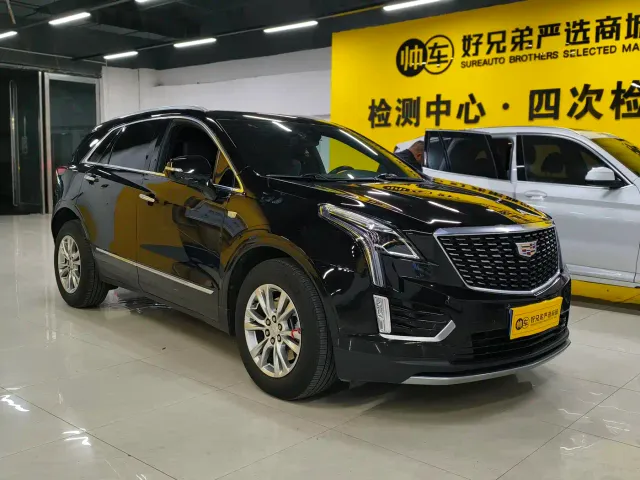 Cadillac XT5 — Фото автомобиля 3