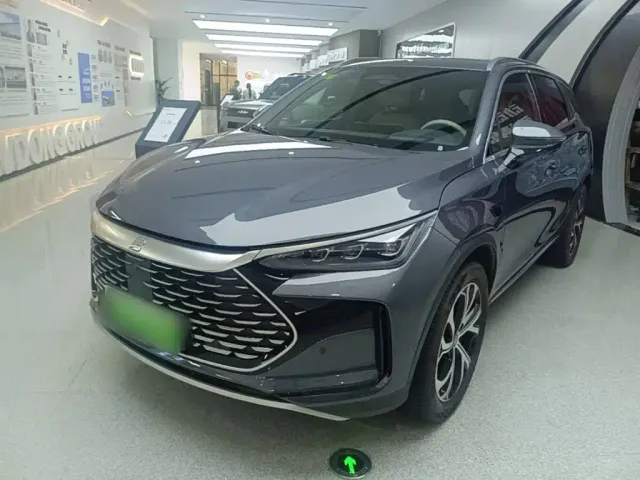 Фотография автомобиля — BYD Tang
