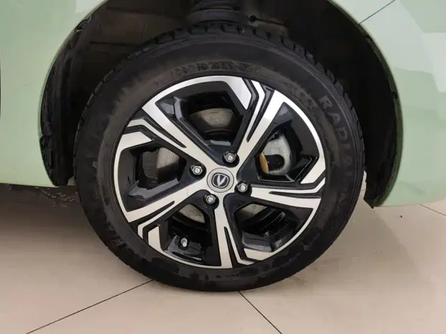 Changan Benben E-Star — Фото автомобиля 6