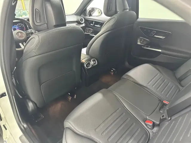 Mercedes-Benz C-Class — Фото автомобиля 18