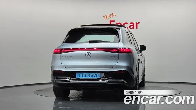 Mercedes-Benz EQS — Фото автомобиля 3