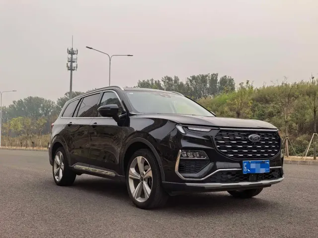 Ford Territory — Фото автомобиля 2
