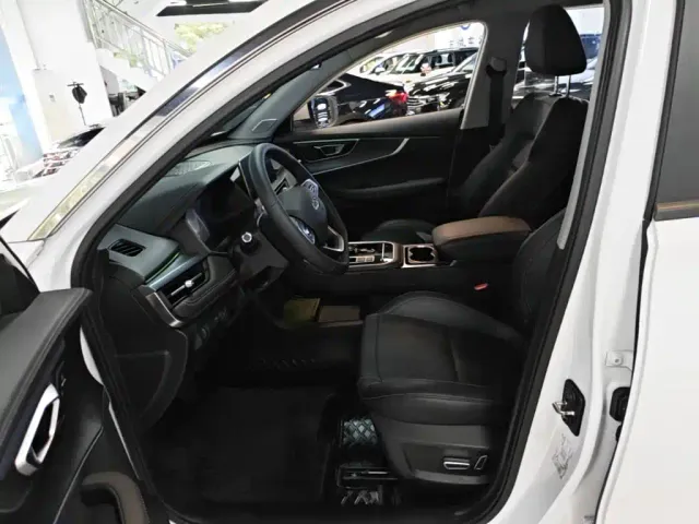 Chery Tiggo 8 — Фото автомобиля 14