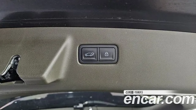 Hyundai Santa Fe MX5 — Фото автомобиля 21