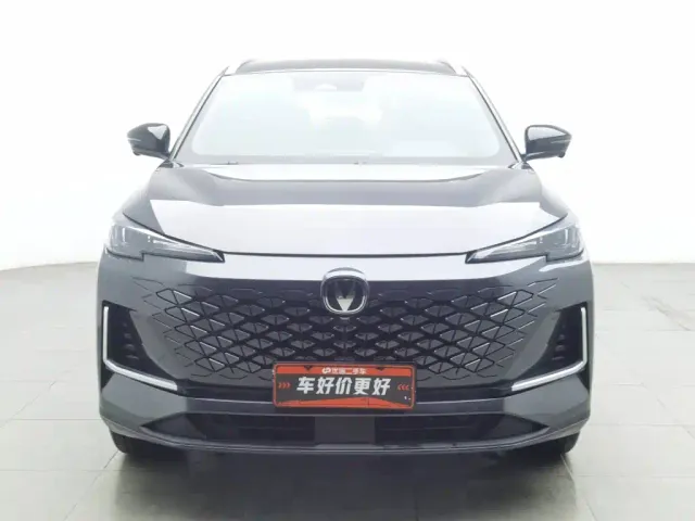Changan CS55 Plus — Фото автомобиля 3
