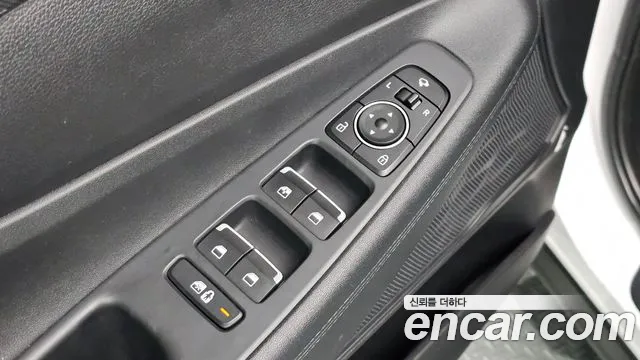 Hyundai Santa Fe — Фото автомобиля 29