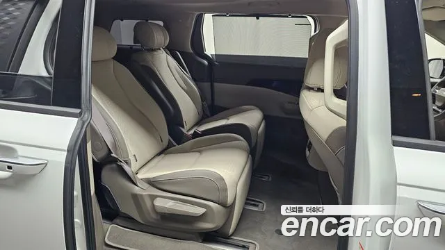 Kia Carnival 4th Gen — Фото автомобиля 11
