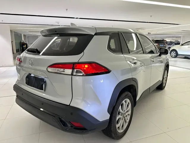 Toyota Frontlander — Фото автомобиля 7