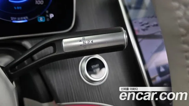 Mercedes-Benz EQS — Фото автомобиля 3