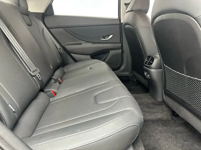 Hyundai Elantra 2023 Model 1.5L CVT LUX Premium Edition — Фото автомобиля 15