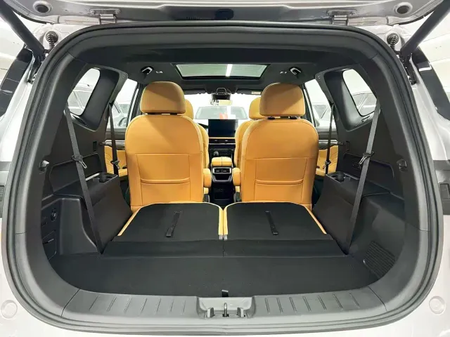 Geely Haoyue L — Фото автомобиля 22