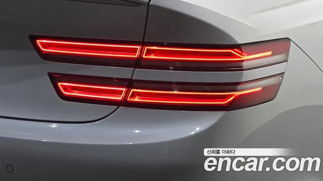Genesis G80 Бензин 2.5 турбо 2WD — Фото автомобиля 23