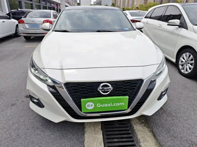 Nissan Teana — Фото автомобиля 2