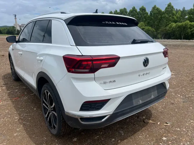 Volkswagen T-Roc — Фото автомобиля 6