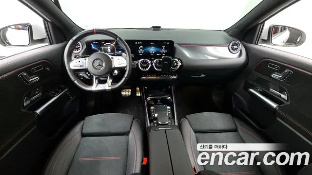Mercedes-Benz GLA-Class — Фото автомобиля 16