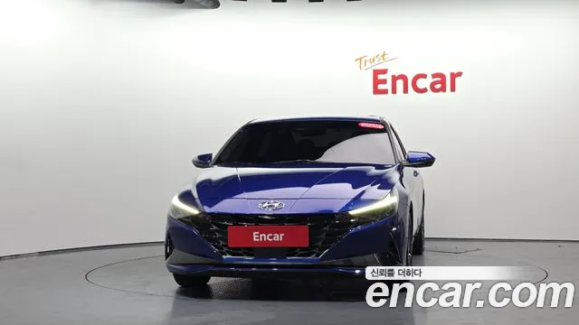 Hyundai Avante CN7 — Фото автомобиля 3