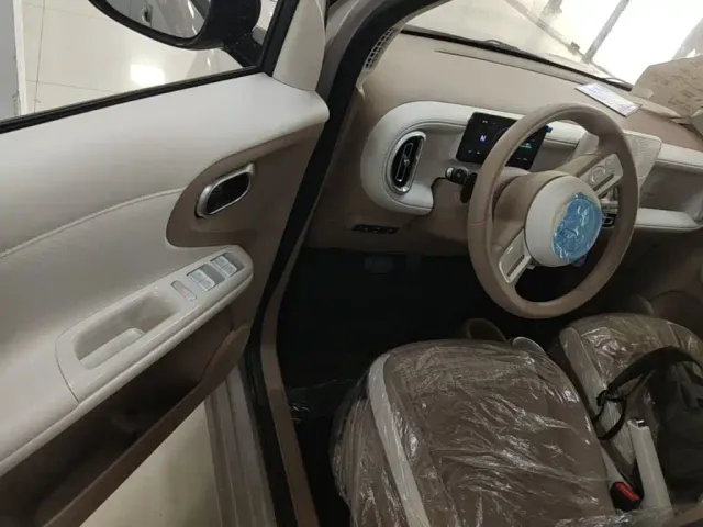 Wuling Hongguang Mini EV — Фото автомобиля 15