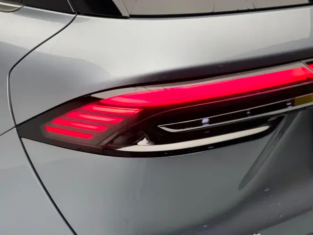 Lincoln Adventurer 2023 2.0T 2WD Zunya Edition — Фото автомобиля 9
