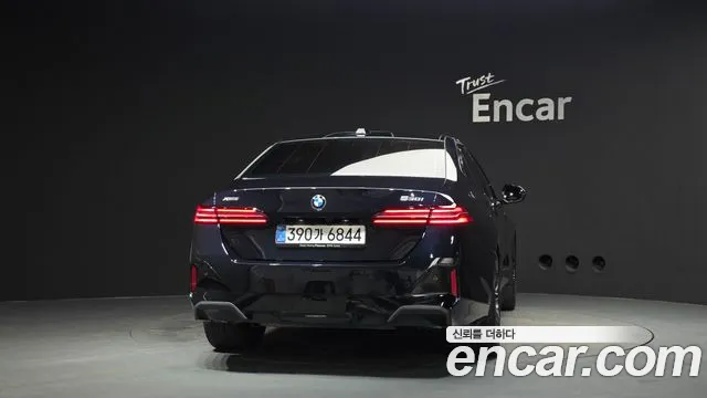 BMW 5-Series 5 серия (G60) — Фото автомобиля 4