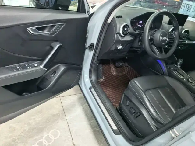 Audi Q2L — Фото автомобиля 15