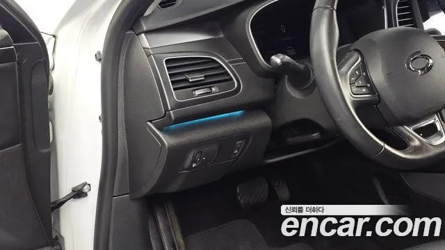 Renault Korea SM6 New — Фото автомобиля 28