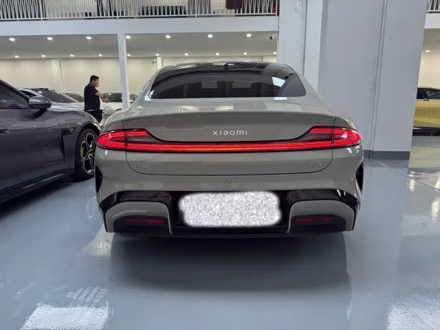Xiaomi SU7 — Фото автомобиля 12