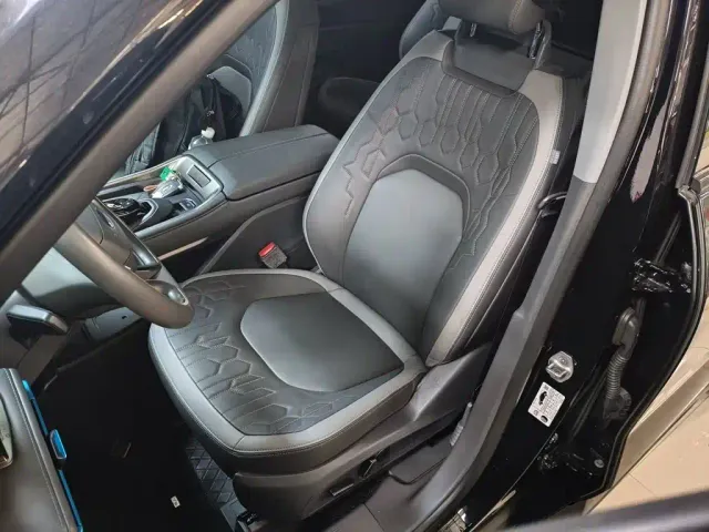 Ford Edge — Фото автомобиля 14