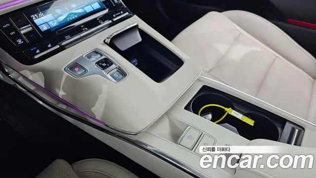 Hyundai Grandeur (New) Hybrid — Фото автомобиля 12