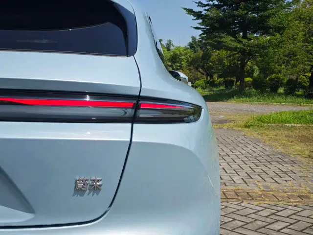 Nio ET5 Touring — Фото автомобиля 9