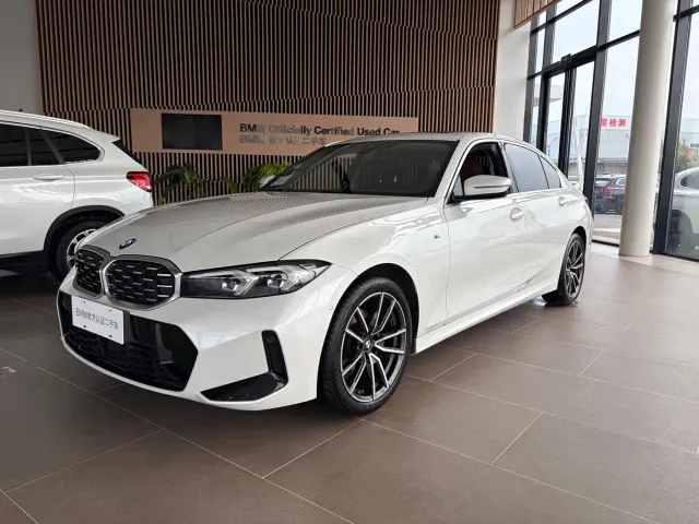 BMW 3 Series — Фото автомобиля 2