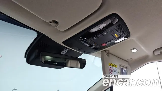 Kia Carnival 4th Gen — Фото автомобиля 24